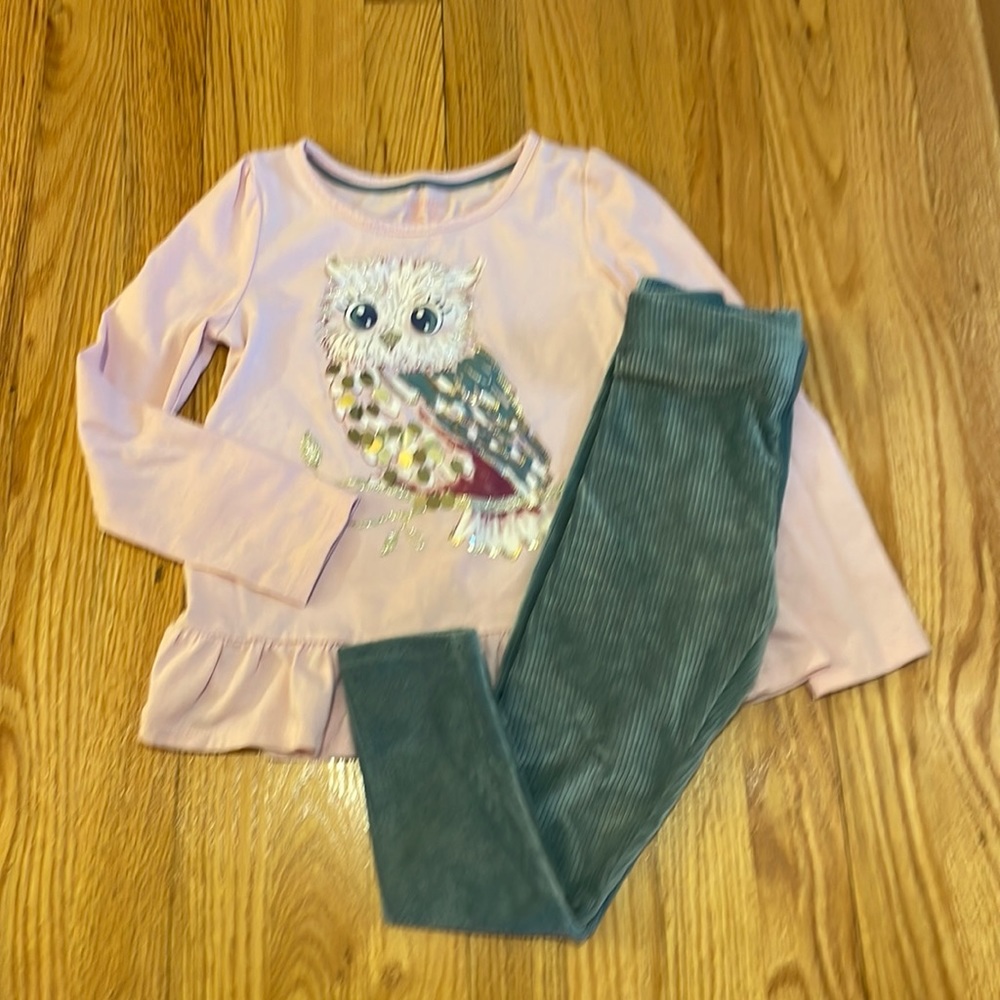 Girls Isaac Mizrahi outfit, size 5/6